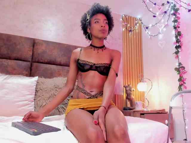 AnnieSanz webcam