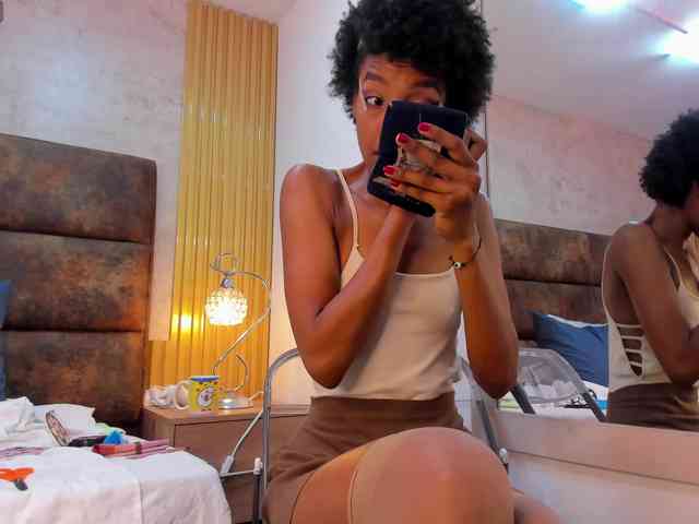 AnnieSanz webcam