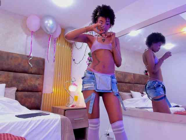 AnnieSanz webcam