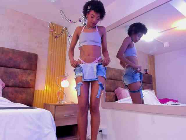 AnnieSanz webcam