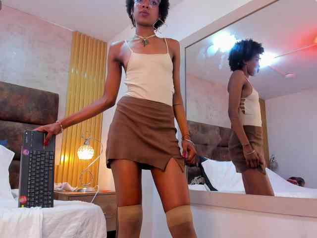 AnnieSanz webcam