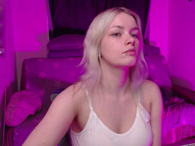 CherryNight666 live cam on BongaCams