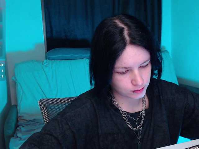 CherryNight666 — live female cam