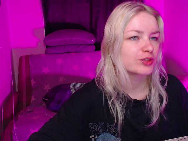 CherryNight666 live cam on BongaCams