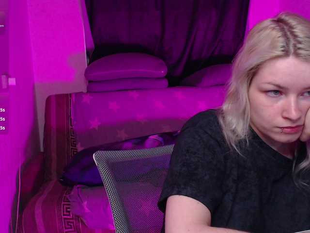CherryNight666 live cam on BongaCams