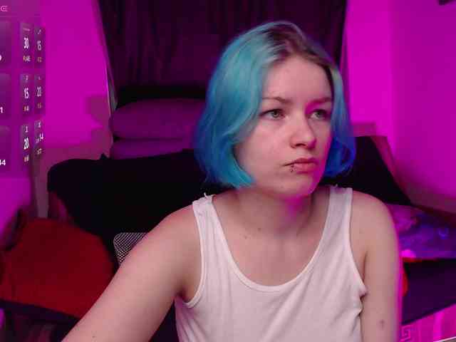 CherryNight666 webcam