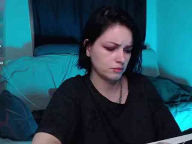 CherryNight666 webcam