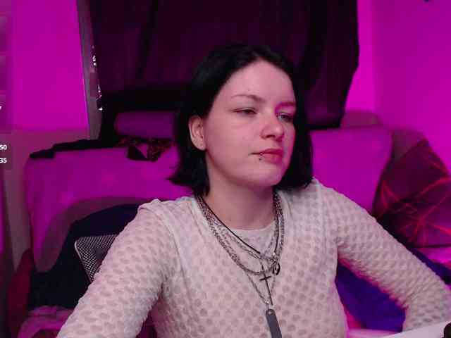 CherryNight666 webcam