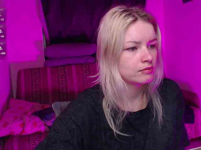 CherryNight666 webcam