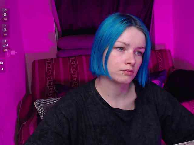 cherrynight666's live room