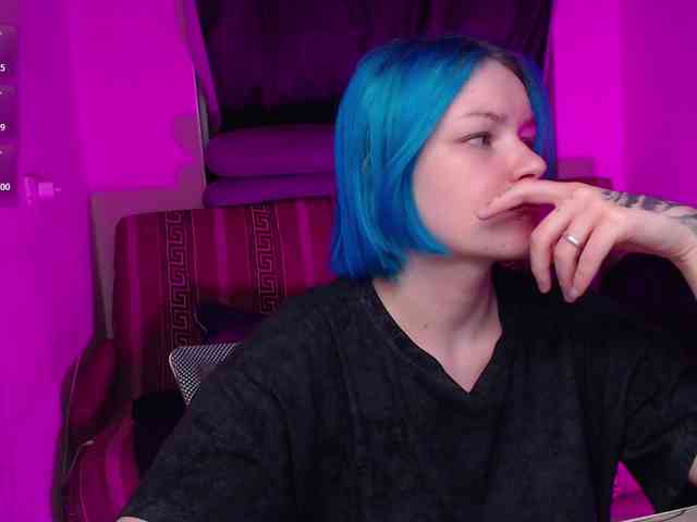 CherryNight666 webcam