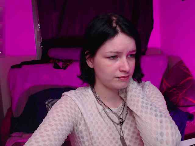 CherryNight666 webcam