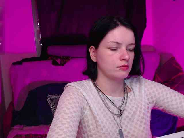 CherryNight666 webcam
