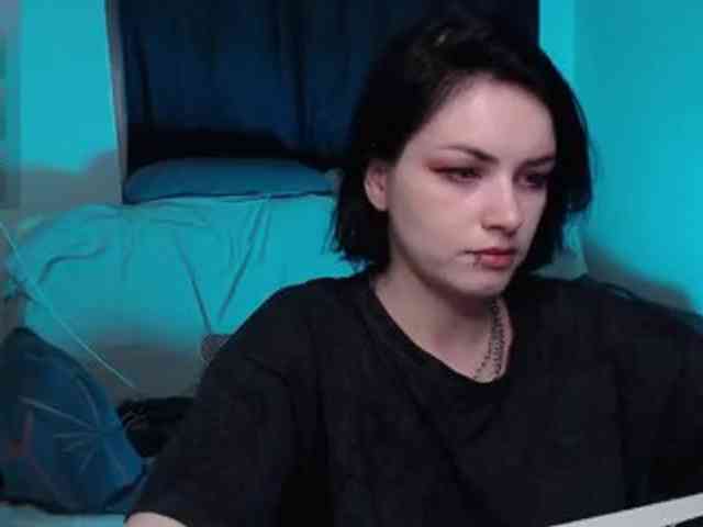 CherryNight666 webcam