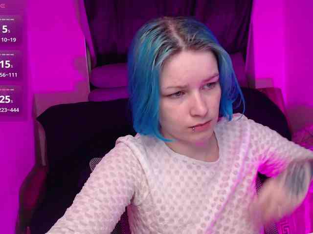 CherryNight666 webcam