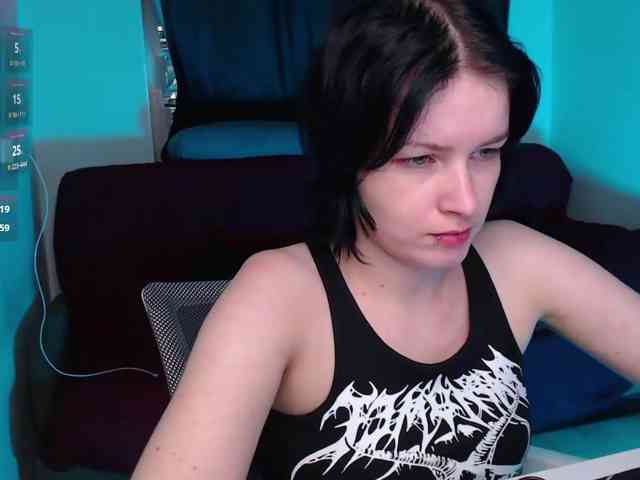 CherryNight666 webcam