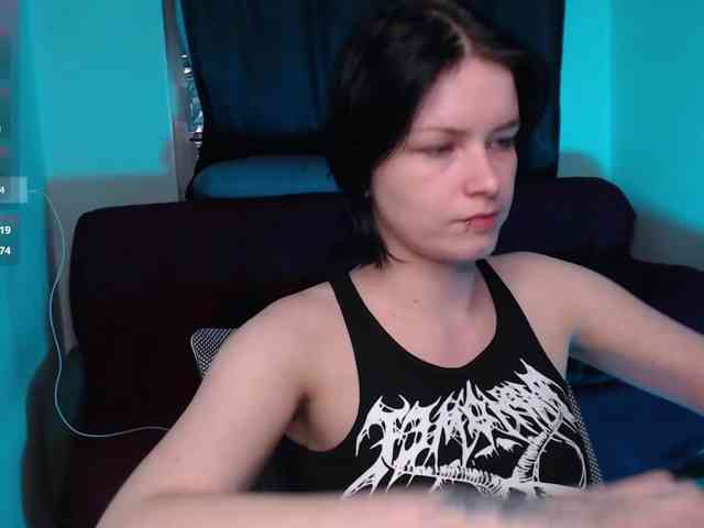 CherryNight666 webcam