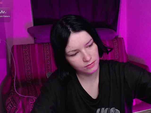 CherryNight666 webcam