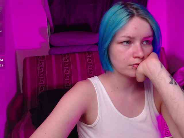 CherryNight666 webcam