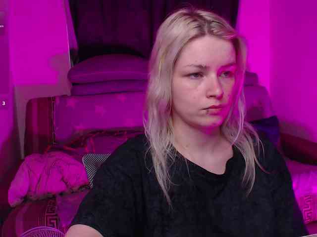 CherryNight666 webcam