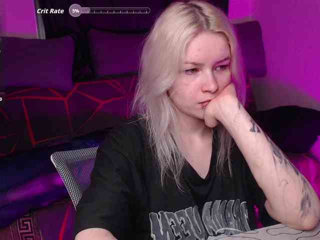 CherryNight666 webcam