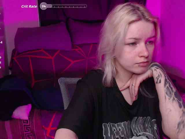 CherryNight666 webcam