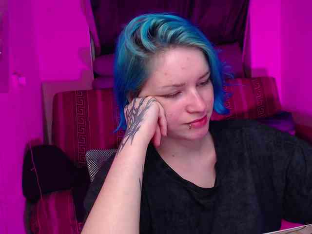 CherryNight666 webcam