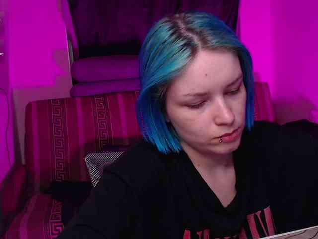 CherryNight666 webcam