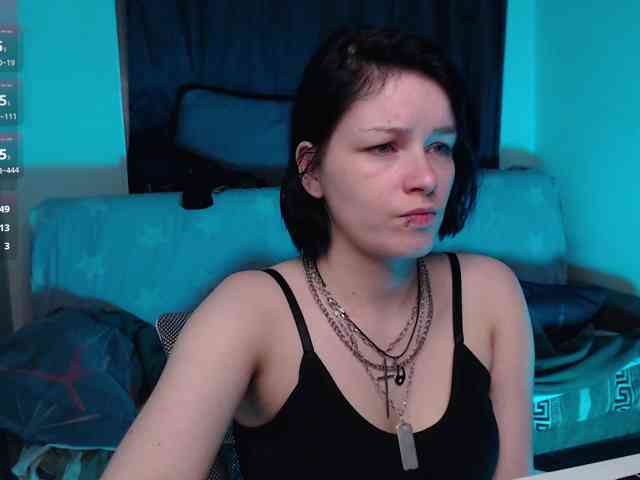 CherryNight666 webcam