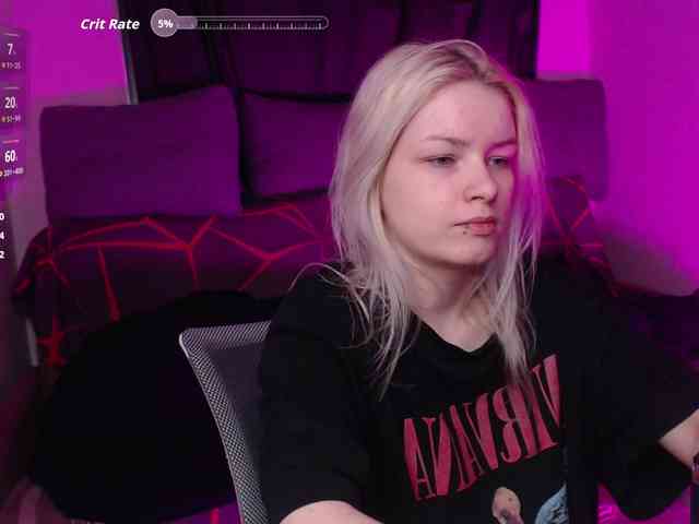 CherryNight666 webcam