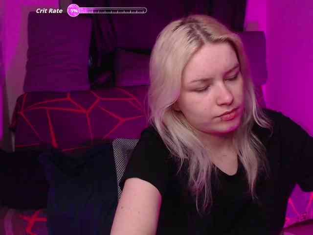 CherryNight666 webcam