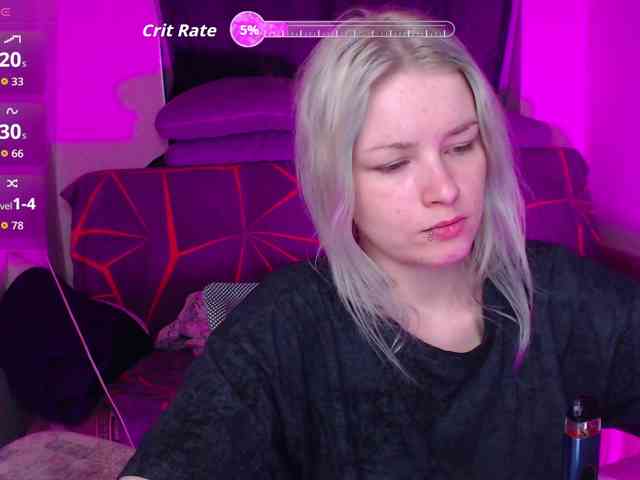 CherryNight666 webcam
