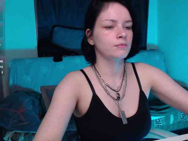 CherryNight666 webcam