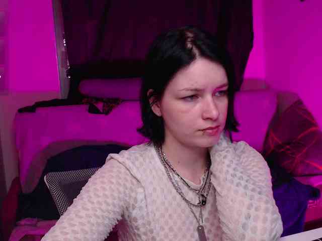 CherryNight666 webcam