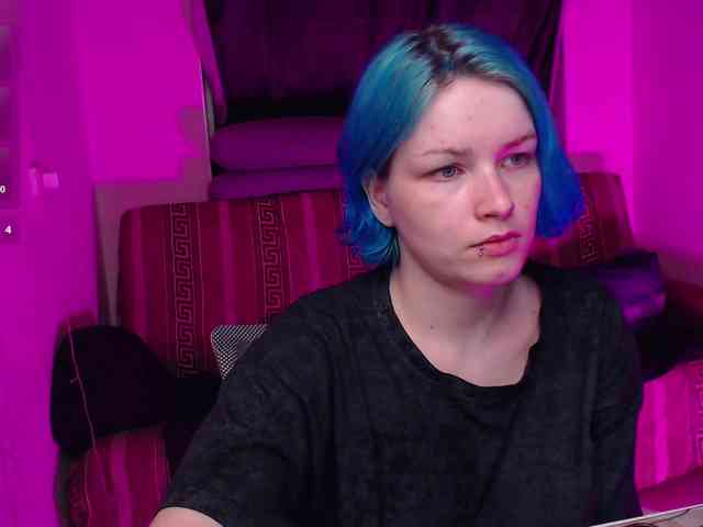 CherryNight666 webcam