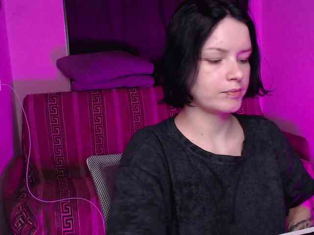 CherryNight666 webcam