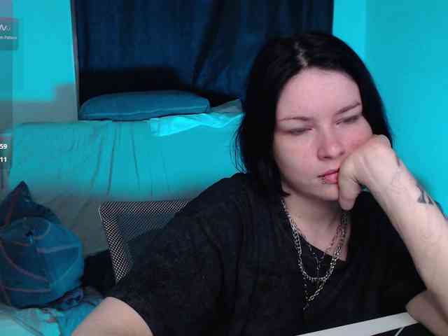 CherryNight666 webcam