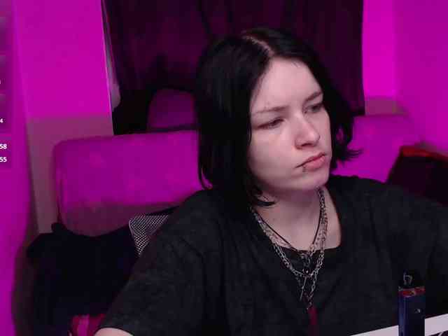 CherryNight666 webcam