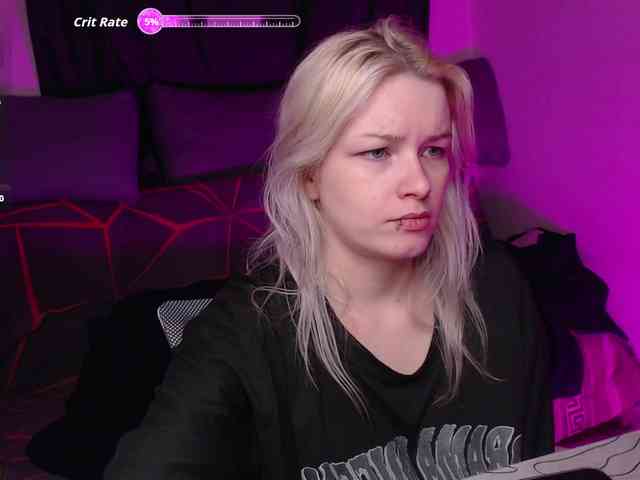 CherryNight666 webcam