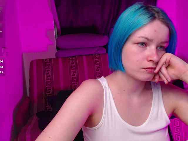 CherryNight666 webcam