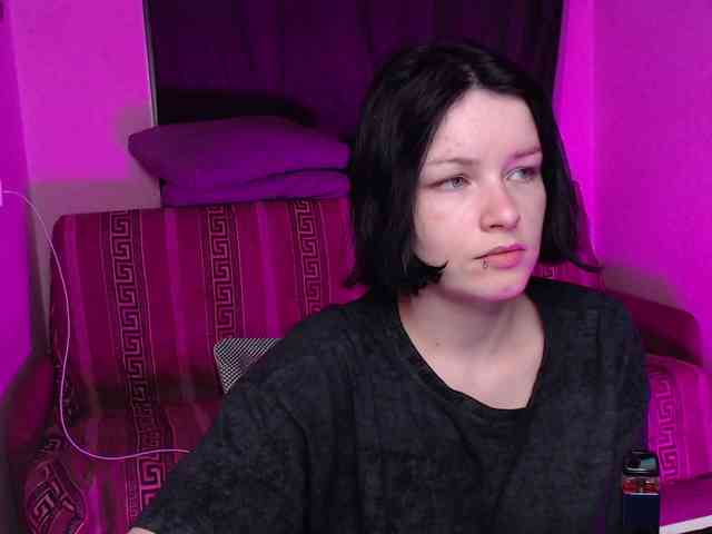 CherryNight666 webcam