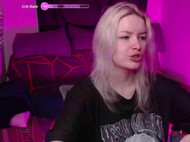 CherryNight666 webcam