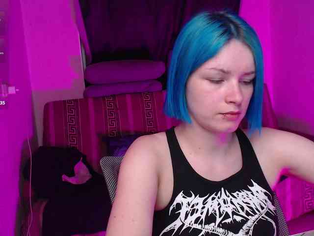 CherryNight666 webcam