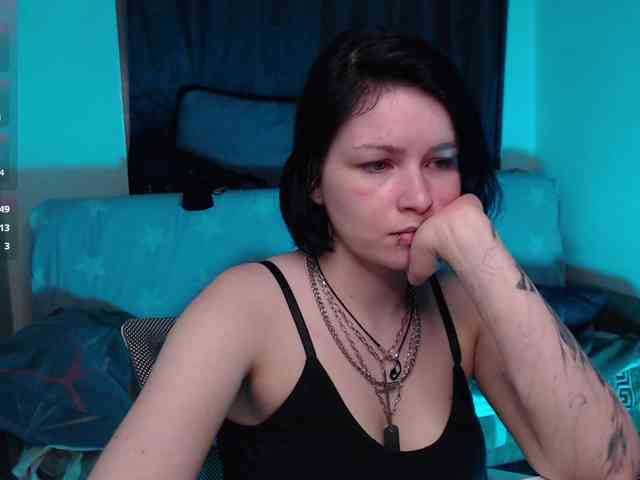 CherryNight666 webcam