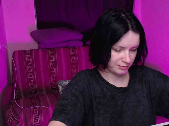 CherryNight666 webcam