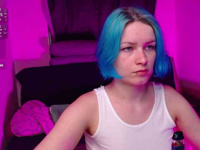 CherryNight666 webcam