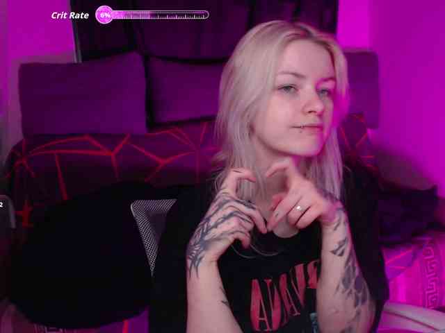 CherryNight666 webcam