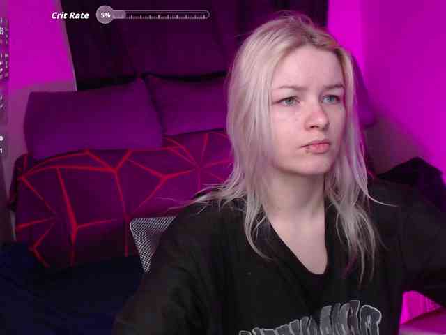 CherryNight666 webcam