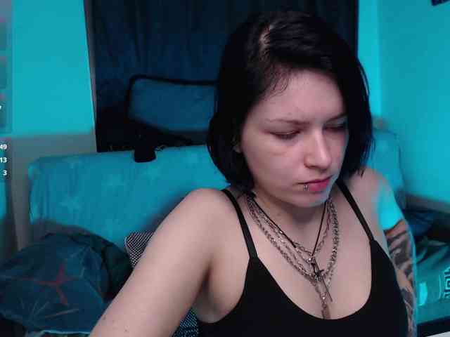 CherryNight666 webcam