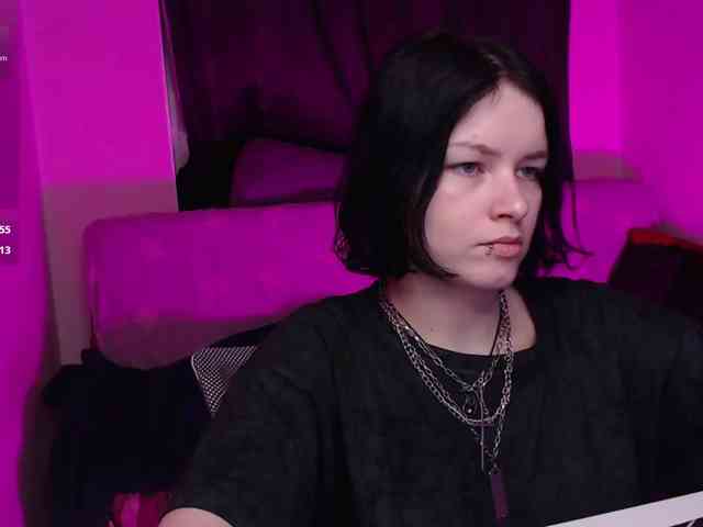 CherryNight666 webcam